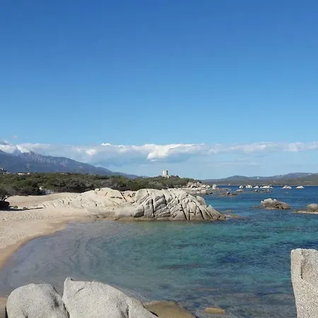 Petite A 300 Metres Des Plages Villa